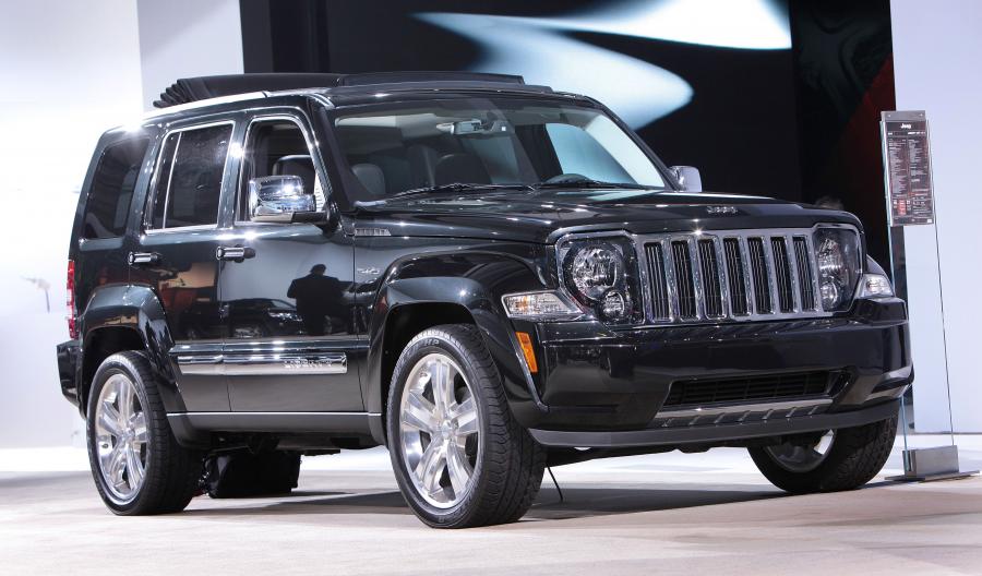  Jeep Liberty 2011 года  (фото 4 из 16)